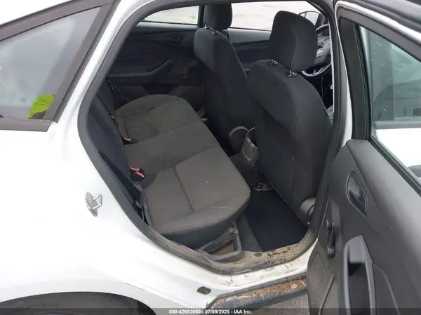 1FADP3E26GL356458 2016 FORD FOCUS - Image 8
