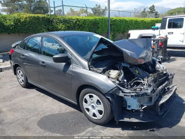 1FADP3E26GL362194 2016 FORD FOCUS - Image 1