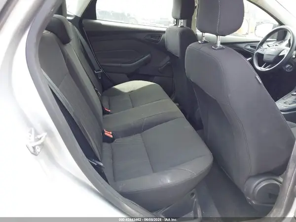1FADP3E26GL366200 2016 FORD FOCUS - Image 3