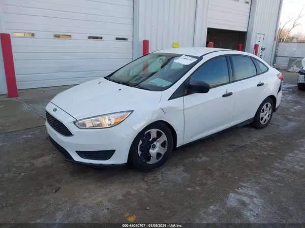 1FADP3E26GL390187 2016 FORD FOCUS - Image 2