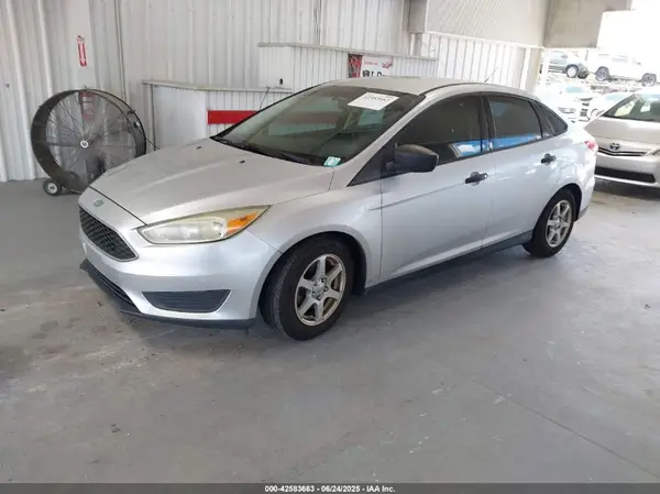 1FADP3E26GL393705 2016 FORD FOCUS - Image 2