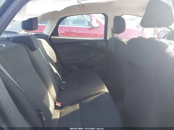 1FADP3E26HL242543 2017 FORD FOCUS - Image 8