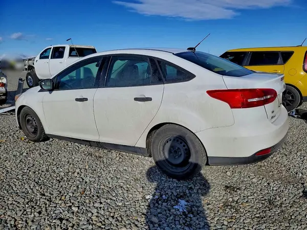 1FADP3E26HL254398 2017 FORD FOCUS - Image 2