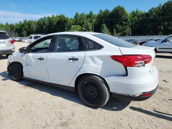 1FADP3E26HL256894 2017 FORD FOCUS - Image 2