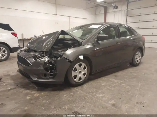 1FADP3E26HL314115 2017 FORD FOCUS - Image 2
