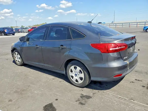 1FADP3E26HL322943 2017 FORD FOCUS - Image 2
