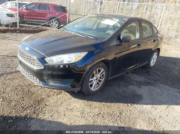 1FADP3E26HL335725 2017 FORD FOCUS - Image 2