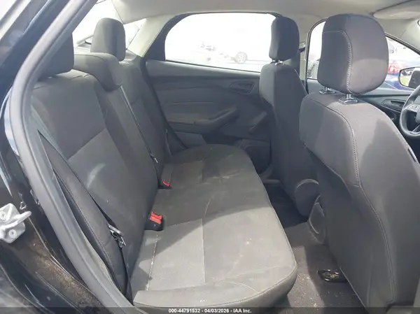 1FADP3E26HL348216 2017 FORD FOCUS - Image 8