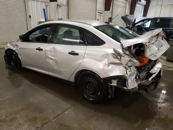 1FADP3E26JL202551 2018 FORD FOCUS - Image 2