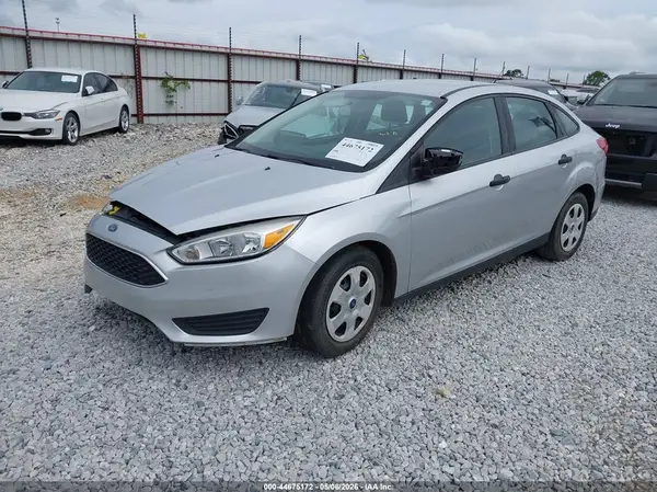 1FADP3E26JL220466 2018 FORD FOCUS - Image 2