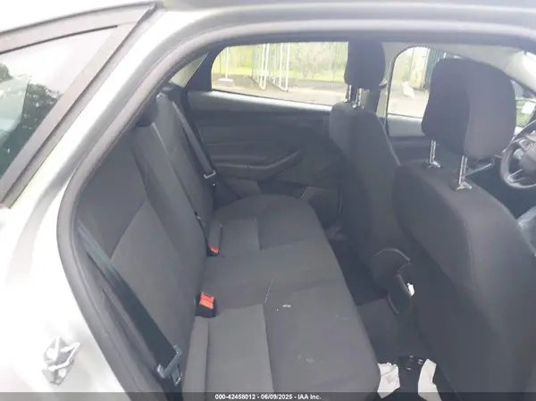 1FADP3E26JL227403 2018 FORD FOCUS - Image 8