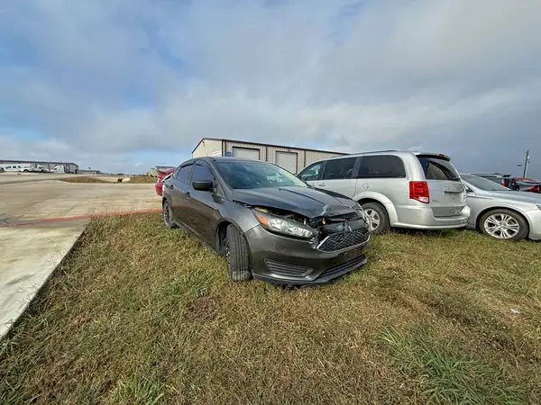 1FADP3E26JL229118 2018 FORD FOCUS