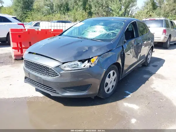 1FADP3E26JL236179 2018 FORD FOCUS - Image 2