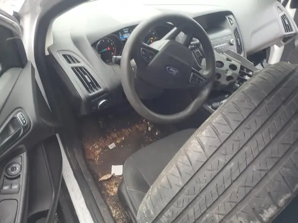 1FADP3E26JL266329 2018 FORD FOCUS - Image 8