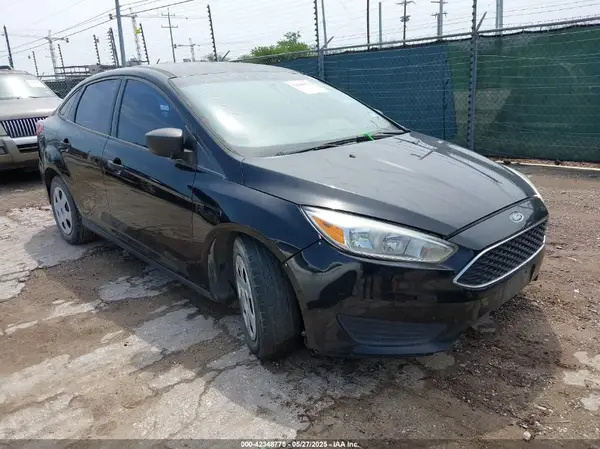 1FADP3E26JL269148 2018 FORD FOCUS - Image 1