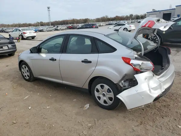 1FADP3E26JL269182 2018 FORD FOCUS - Image 2