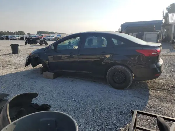 1FADP3E26JL308062 2018 FORD FOCUS - Image 2