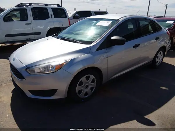 1FADP3E26JL311608 2018 FORD FOCUS - Image 2