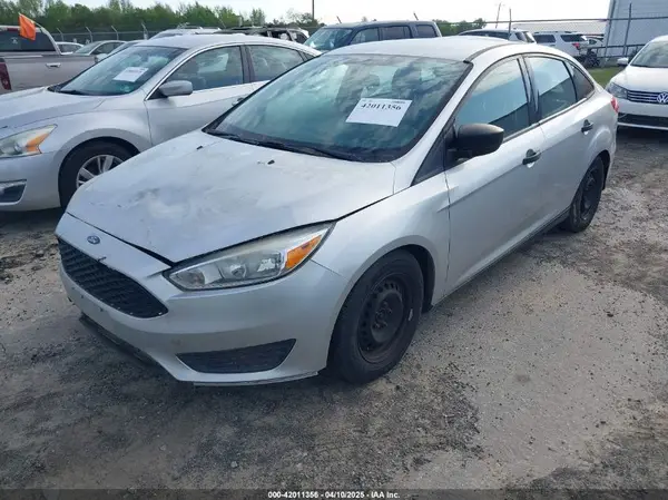 1FADP3E27GL201577 2016 FORD FOCUS - Image 2