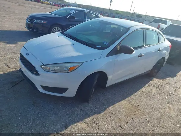 1FADP3E27GL219917 2016 FORD FOCUS - Image 2