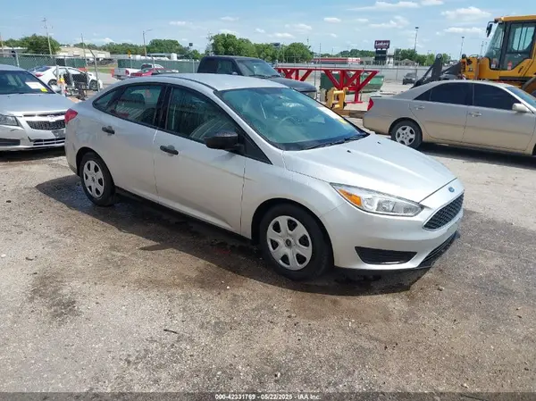 1FADP3E27GL225295 2016 FORD FOCUS - Image 1