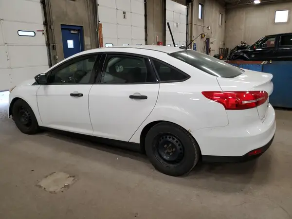 1FADP3E27GL282189 2016 FORD FOCUS - Image 2