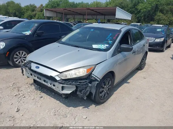 1FADP3E27GL311125 2016 FORD FOCUS - Image 2
