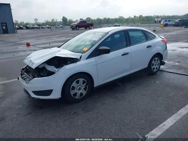 1FADP3E27GL325669 2016 FORD FOCUS - Image 2