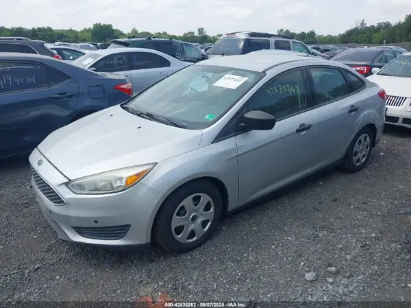 1FADP3E27GL366111 2016 FORD FOCUS - Image 2