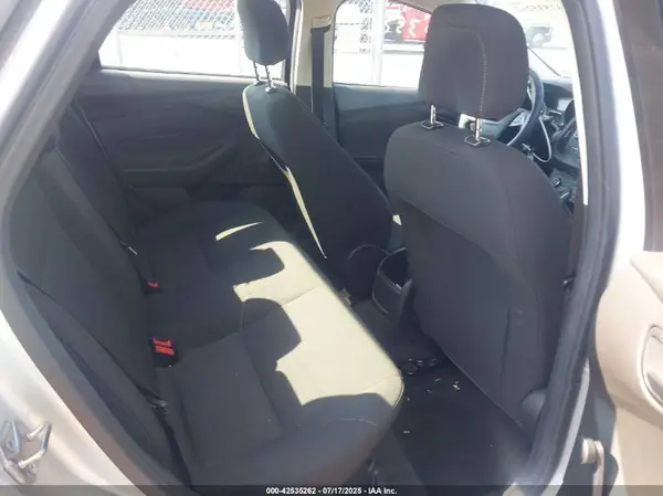 1FADP3E27GL366111 2016 FORD FOCUS - Image 8