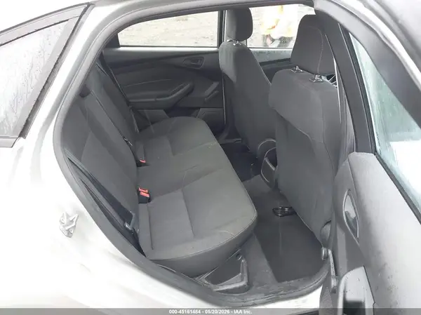 1FADP3E27GL378324 2016 FORD FOCUS - Image 8