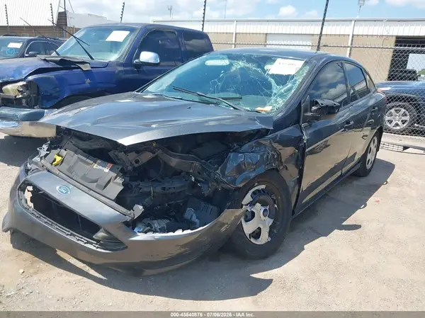 1FADP3E27GL379229 2016 FORD FOCUS - Image 2