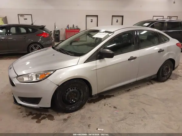 1FADP3E27GL386956 2016 FORD FOCUS - Image 2
