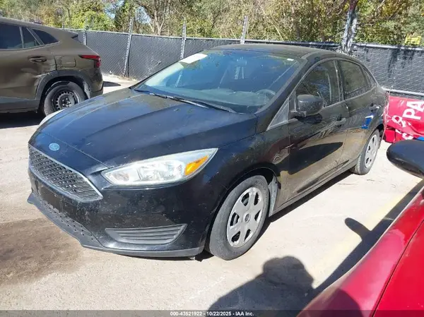 1FADP3E27GL404081 2016 FORD FOCUS - Image 2
