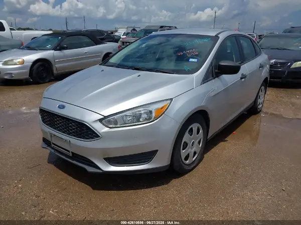 1FADP3E27HL204626 2017 FORD FOCUS - Image 2