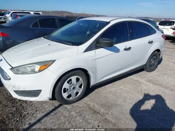 1FADP3E27HL210491 2017 FORD FOCUS - Image 2