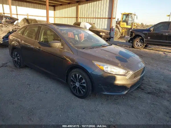 1FADP3E27HL214296 2017 FORD FOCUS - Image 1