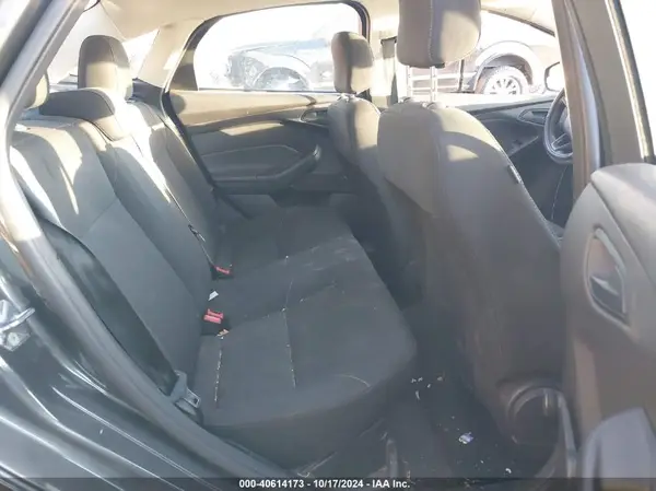 1FADP3E27HL214296 2017 FORD FOCUS - Image 8