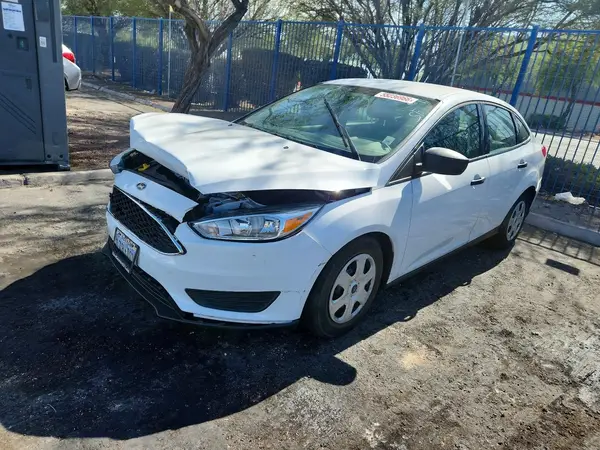1FADP3E27HL296196 2017 FORD FOCUS - Image 1