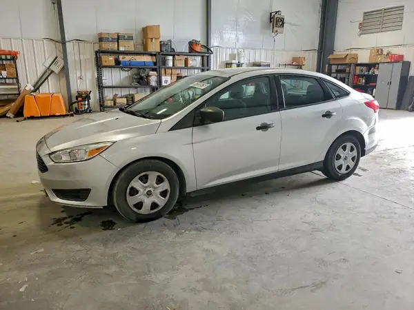 1FADP3E27HL327102 2017 FORD FOCUS - Image 1
