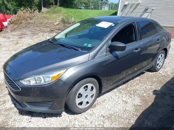 1FADP3E27HL348287 2017 FORD FOCUS - Image 2
