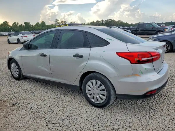1FADP3E27HL348340 2017 FORD FOCUS - Image 2
