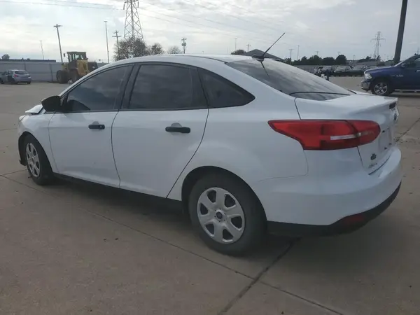 1FADP3E27JL204552 2018 FORD FOCUS - Image 2