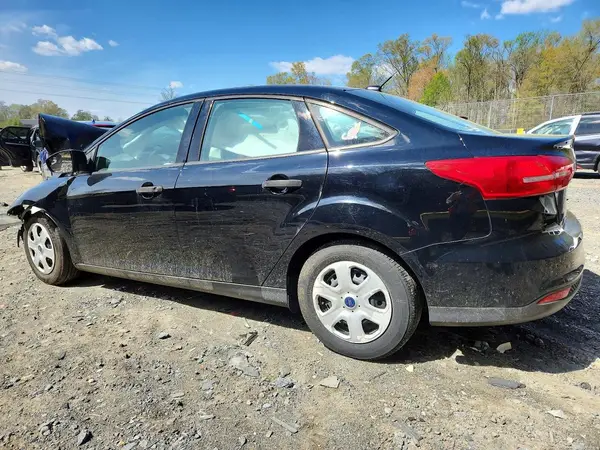 1FADP3E27JL214952 2018 FORD FOCUS - Image 2