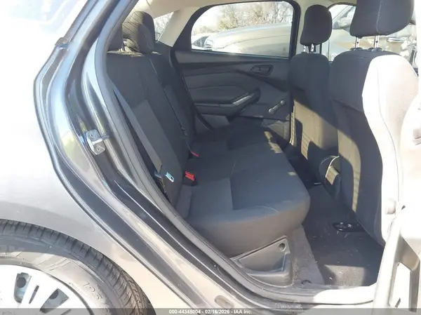 1FADP3E27JL222839 2018 FORD FOCUS - Image 8