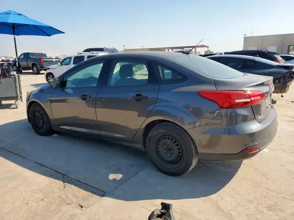 1FADP3E27JL258868 2018 FORD FOCUS - Image 2