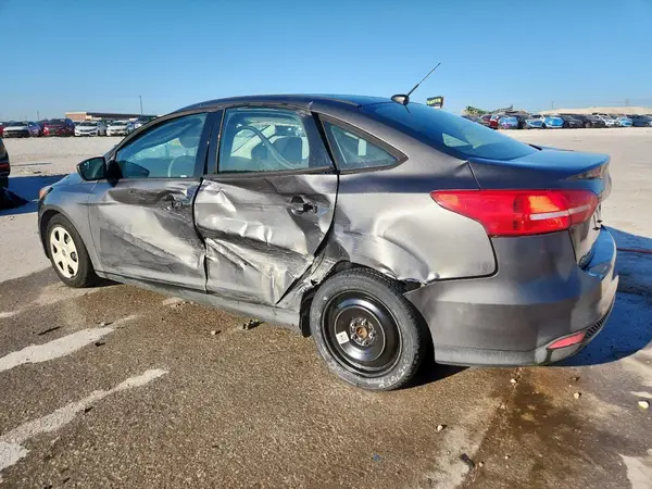 1FADP3E27JL258935 2018 FORD FOCUS - Image 2