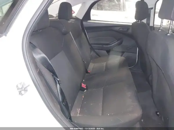 1FADP3E27JL274651 2018 FORD FOCUS - Image 8