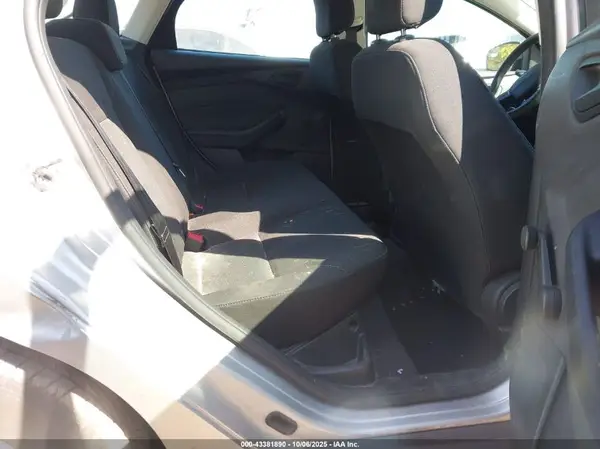 1FADP3E27JL286718 2018 FORD FOCUS - Image 8