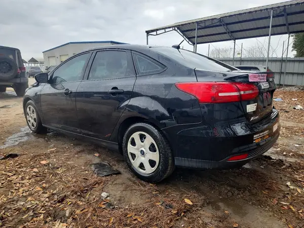 1FADP3E27JL311486 2018 FORD FOCUS - Image 2